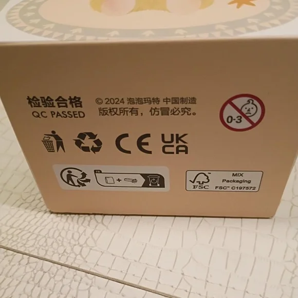 💋Have a Seat LABUBU *NEW SEALED - Picture 3 of 6